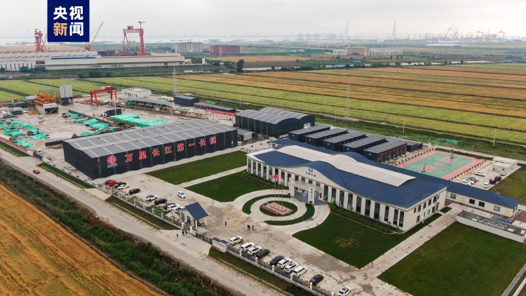五大连池机场最新动态，小巷深处的飞行情怀与独特风味
