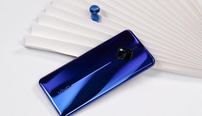Vivox系列最新款科技巅峰之作，领略科技美学的极致魅力！