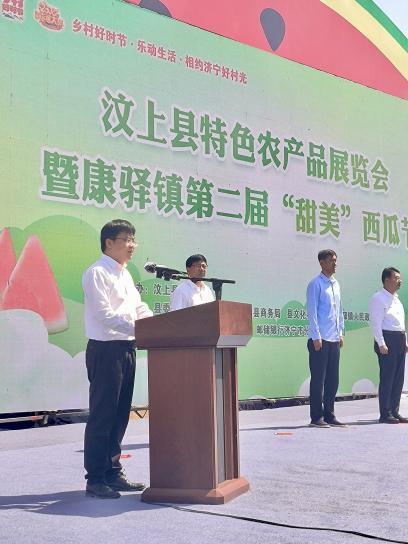 舞阳县最新干部任免,舞阳县最新干部任免，友情、家庭与新的开始