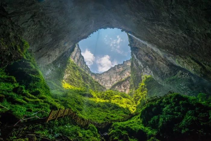 最新地质年代表，自然美景的探险之旅启程了