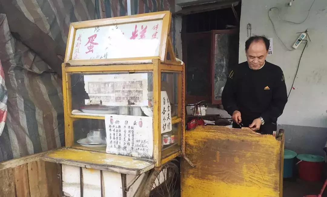 最新离婚草案与小巷深处的特色小店，深度解读