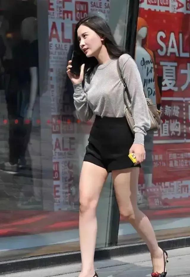 明星打底裤，心灵与自然的完美交融之旅