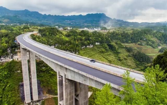 万利高速公路最新动态，自然美景之旅即将启程