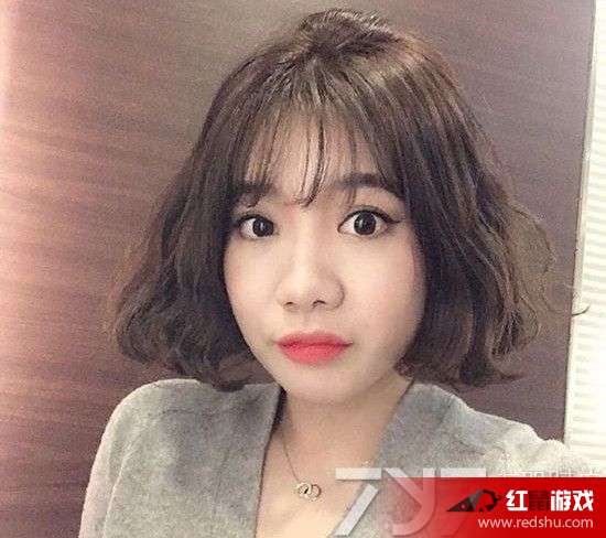 『2017最新发型图女，时尚潮流的蜕变与见证』