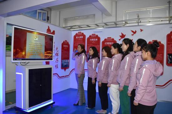 QQ音乐最新版桌面歌词，沉浸式体验引领音乐新时代